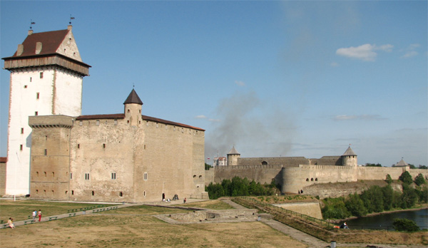 Крепости в Нарве и Иван-городе